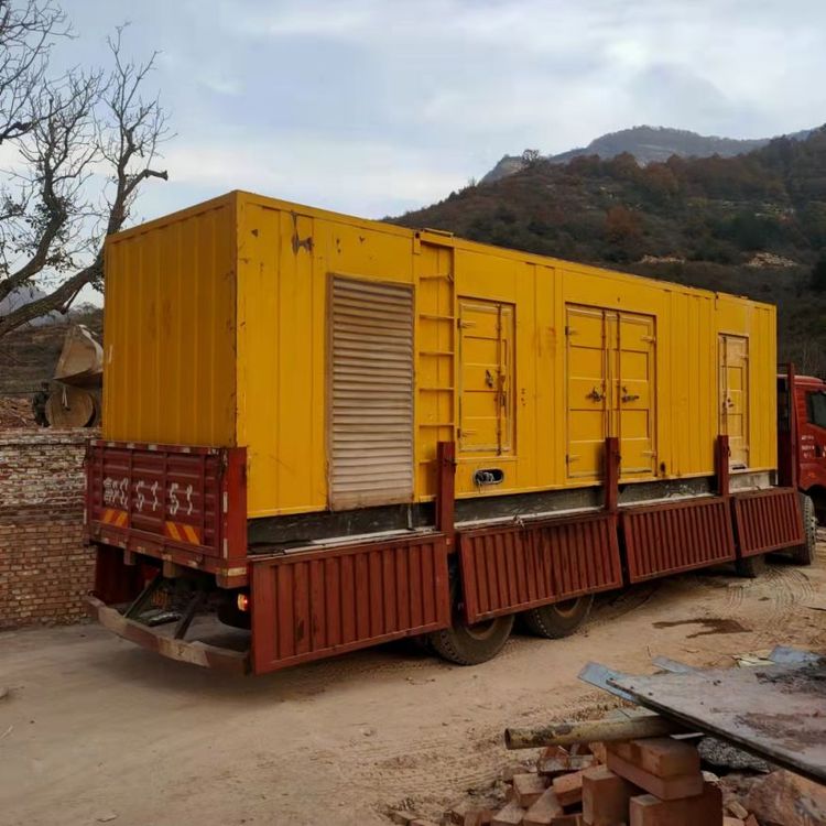 凤山200kW 发电机组在带电阻性负载时，输出功率会受到哪些因素的影响？