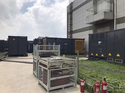 凤山除了定期检查，还有哪些方法可以及时发现接触式转速表探头的磨损？